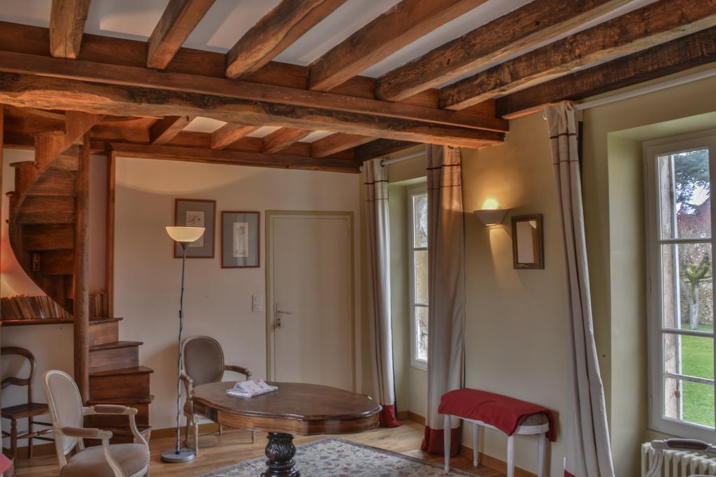 Charmilles Des Cordeliers Bed & Breakfast Paris Oda fotoğraf